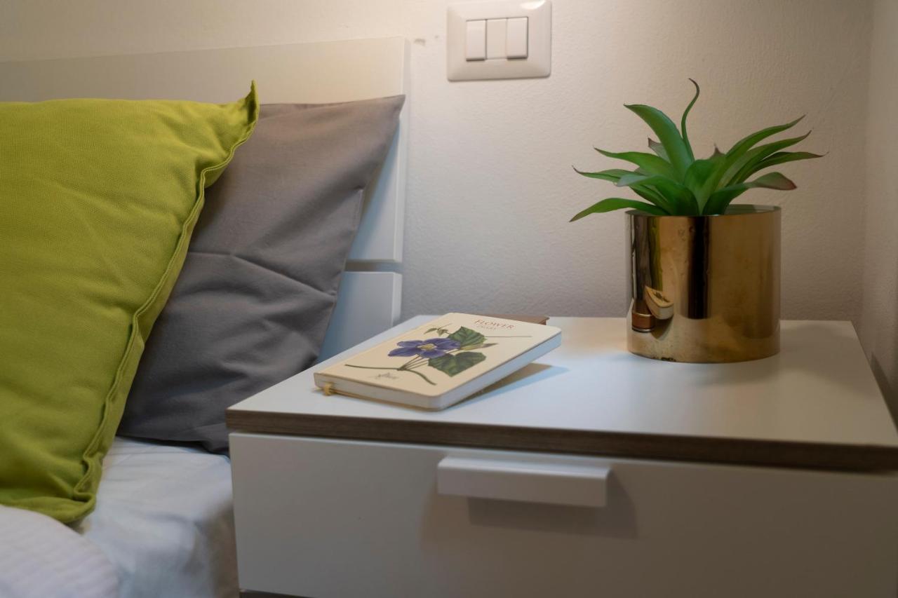 32 Nero - San Niccolo Apartamento